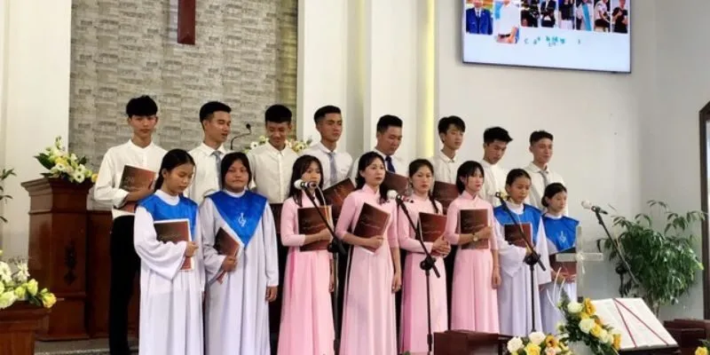 Ways for the youth church to strengthen faith